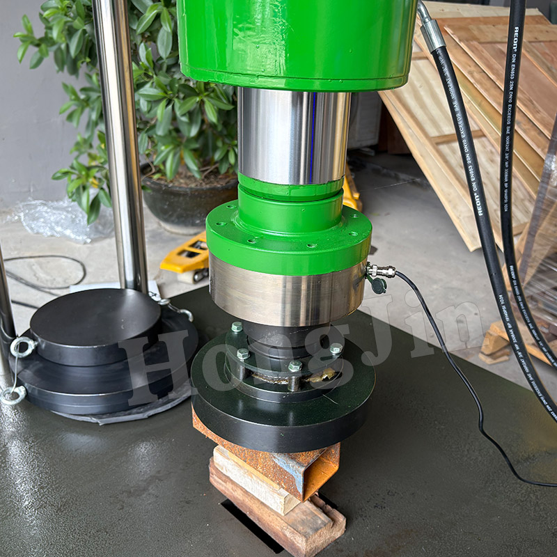 Máy kiểm tra áp suất nắp cống