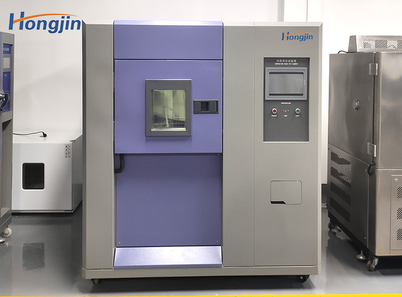 Buồng sốc nhiệt ba hộp